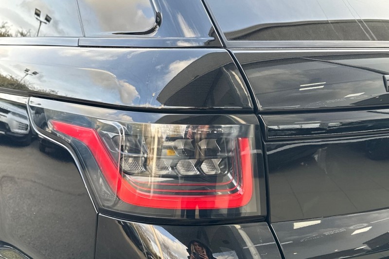 2022 (22) LAND ROVER RANGE ROVER SPORT 5.0 P575 S/C SVR 5dr Auto 5082917