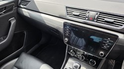 2020 (70) SKODA SUPERB 1.4 TSI iV SE L DSG 5dr 5283708