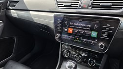 2020 (70) SKODA SUPERB 1.4 TSI iV SE L DSG 5dr 5283718