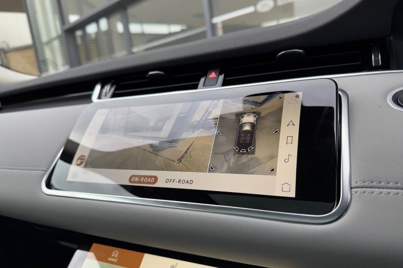 2021 (71) LAND ROVER RANGE ROVER EVOQUE 2.0 D200 SE 5dr Auto 5076903