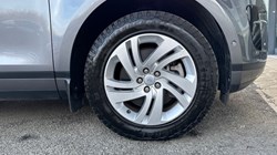 2021 (71) LAND ROVER RANGE ROVER EVOQUE 2.0 D200 SE 5dr Auto 5076878