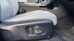 2021 (71) LAND ROVER RANGE ROVER EVOQUE 2.0 D200 SE 5dr Auto 5076895