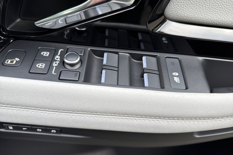 2021 (71) LAND ROVER RANGE ROVER EVOQUE 2.0 D200 SE 5dr Auto 5076894