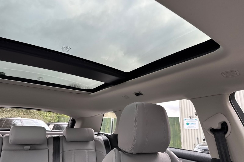 2021 (71) LAND ROVER RANGE ROVER EVOQUE 2.0 D200 SE 5dr Auto 5076891