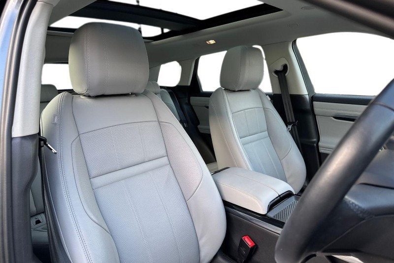 2021 (71) LAND ROVER RANGE ROVER EVOQUE 2.0 D200 SE 5dr Auto 5076897