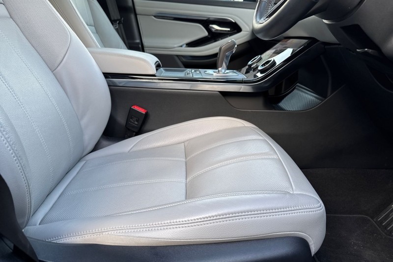 2021 (71) LAND ROVER RANGE ROVER EVOQUE 2.0 D200 SE 5dr Auto 5076896