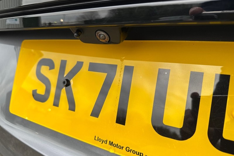 2021 (71) LAND ROVER RANGE ROVER EVOQUE 2.0 D200 SE 5dr Auto 5076915