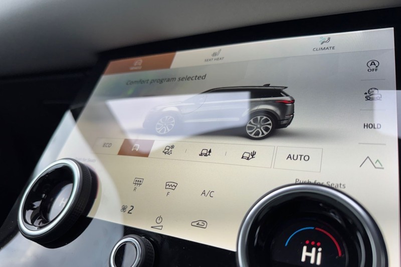 2021 (71) LAND ROVER RANGE ROVER EVOQUE 2.0 D200 SE 5dr Auto 5076906