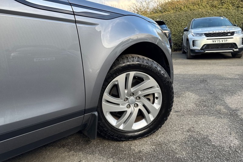 2021 (71) LAND ROVER RANGE ROVER EVOQUE 2.0 D200 SE 5dr Auto 5076923