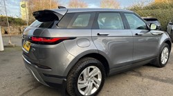 2021 (71) LAND ROVER RANGE ROVER EVOQUE 2.0 D200 SE 5dr Auto 5076925