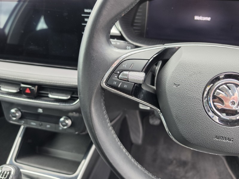 2022 (22) SKODA FABIA 1.0 TSI SE L 5dr 5296495