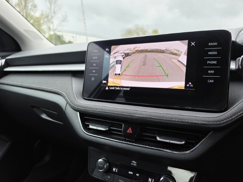 2022 (22) SKODA FABIA 1.0 TSI SE L 5dr 5296512