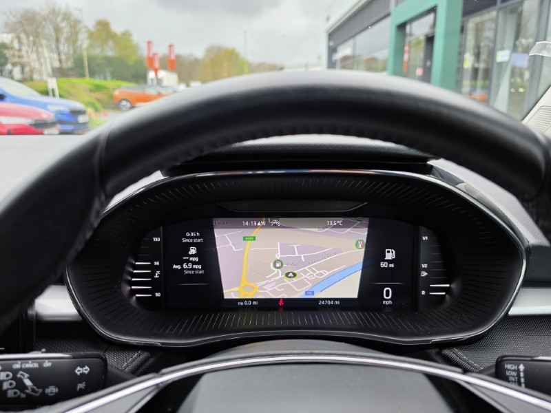 2022 (22) SKODA FABIA 1.0 TSI SE L 5dr 5296508