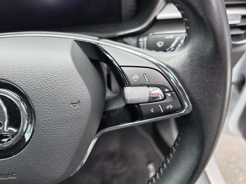 2022 (22) SKODA FABIA 1.0 TSI SE L 5dr 5296497