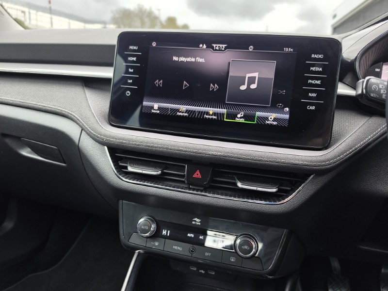 2022 (22) SKODA FABIA 1.0 TSI SE L 5dr 5296504