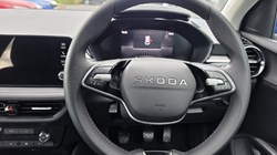 2026 (26) SKODA FABIA 1.0 TSI SE Edition 5dr 5300031