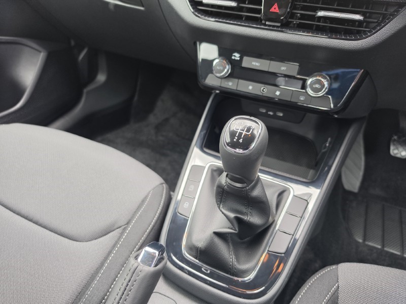 2026 (26) SKODA FABIA 1.0 TSI SE Edition 5dr 5300033