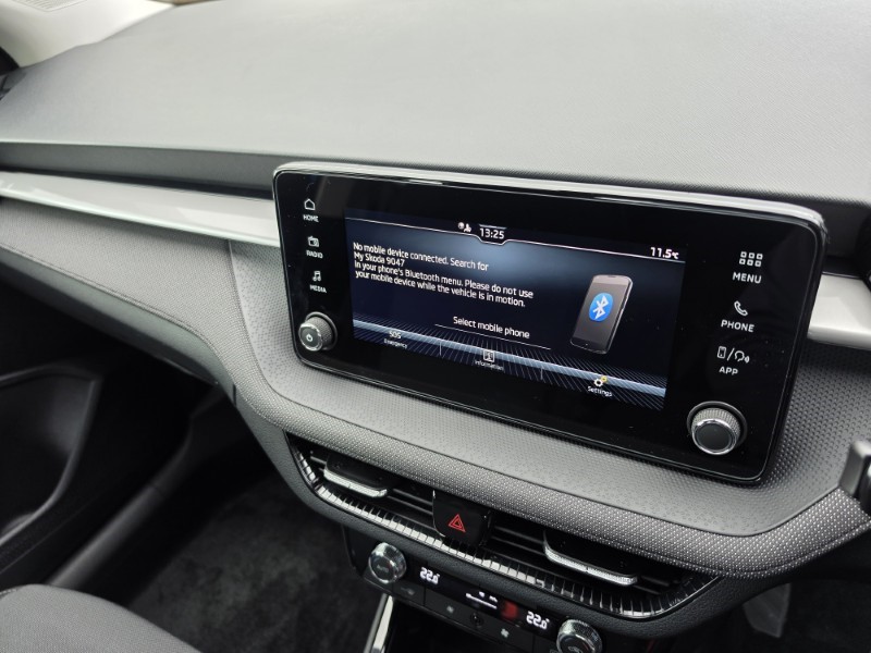 2026 (26) SKODA FABIA 1.0 TSI SE Edition 5dr 5300049