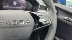 2026 (26) SKODA FABIA 1.0 TSI SE Edition 5dr 5300032