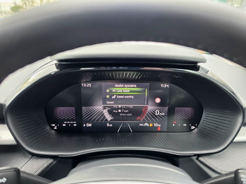 2026 (26) SKODA FABIA 1.0 TSI SE Edition 5dr 5300042