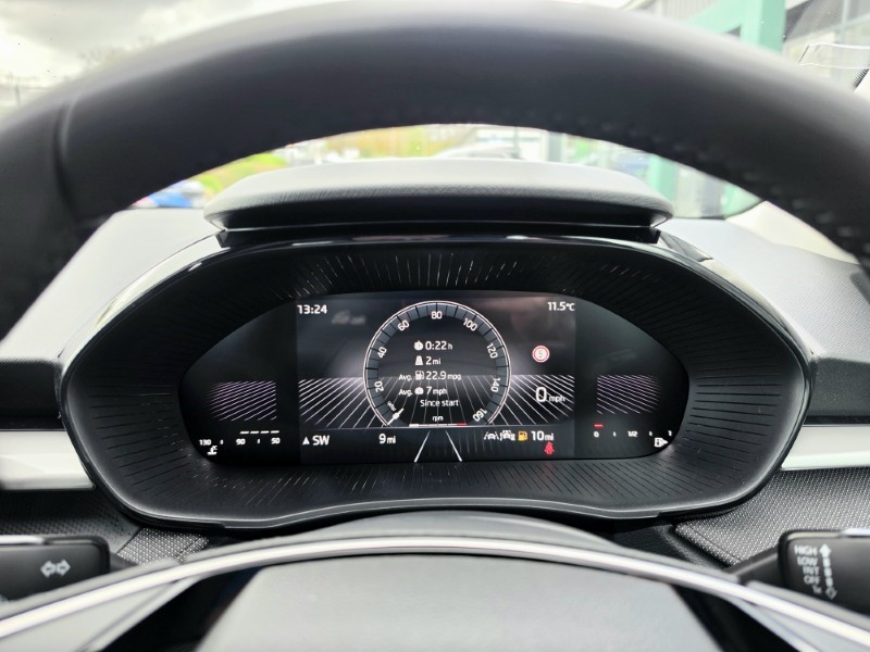 2026 (26) SKODA FABIA 1.0 TSI SE Edition 5dr 5300038