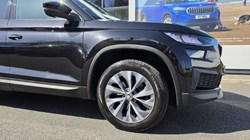 2022 (22) SKODA KODIAQ 1.5 TSI SE Drive 5dr 5329607