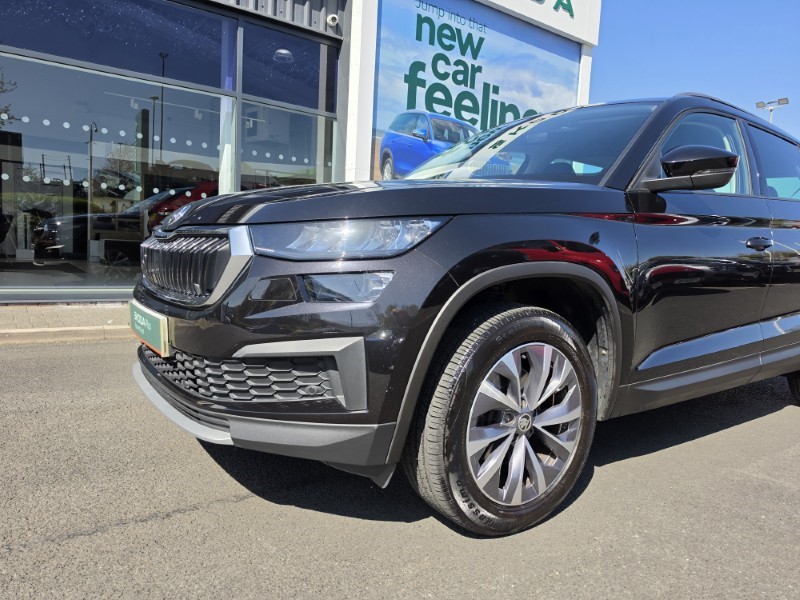 2022 (22) SKODA KODIAQ 1.5 TSI SE Drive 5dr 5329625