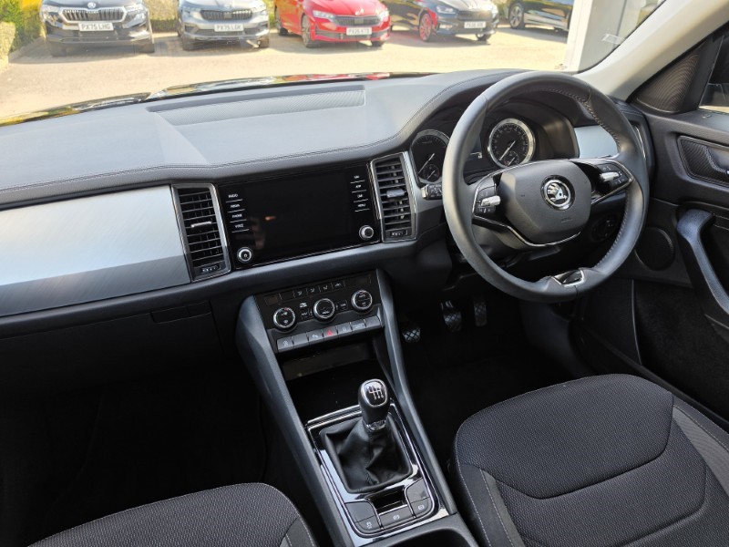 2022 (22) SKODA KODIAQ 1.5 TSI SE Drive 5dr 5329633
