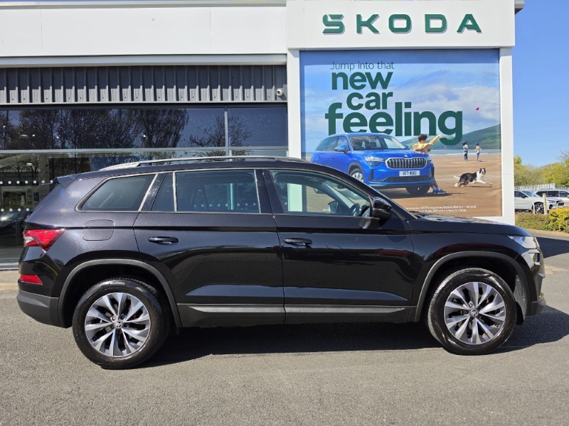 2022 (22) SKODA KODIAQ 1.5 TSI SE Drive 5dr 5329606