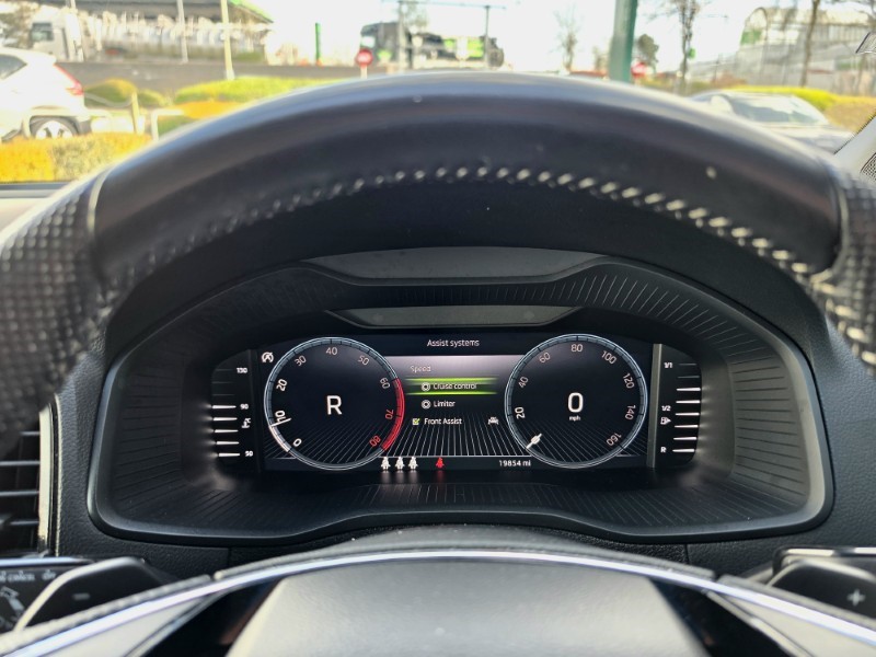 2022 (72) SKODA KAROQ 2.0 TSI Sportline 4x4 5dr DSG 5315597