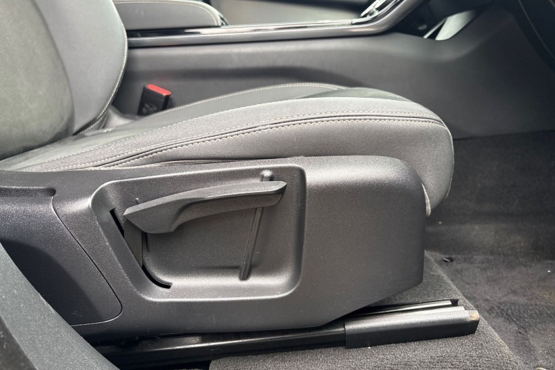 2020 (20) LAND ROVER RANGE ROVER VELAR 2.0 P250 R-Dynamic 5dr Auto 5153469