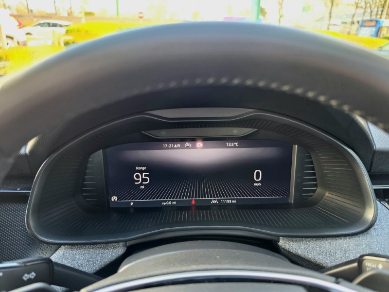 2025 (25) SKODA KAMIQ 1.0 TSI SE Edition 5dr DSG 5320918