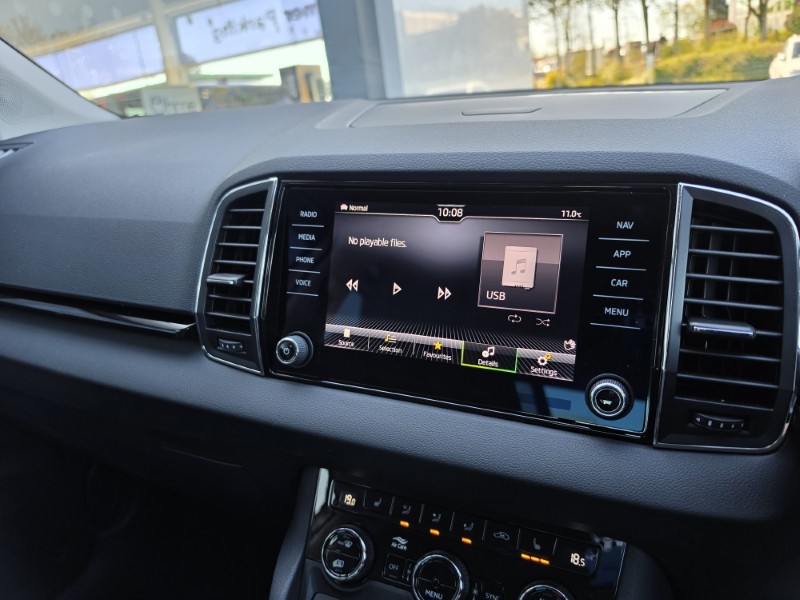 2023 (23) SKODA KAROQ 1.5 TSI SE L 5dr DSG 5354089