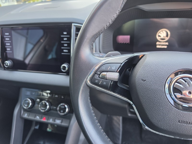 2023 (23) SKODA KAROQ 1.5 TSI SE L 5dr DSG 5354083