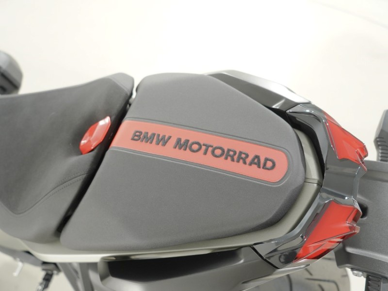 BMW Motorrad R1300 R SE (25MY) 5659649