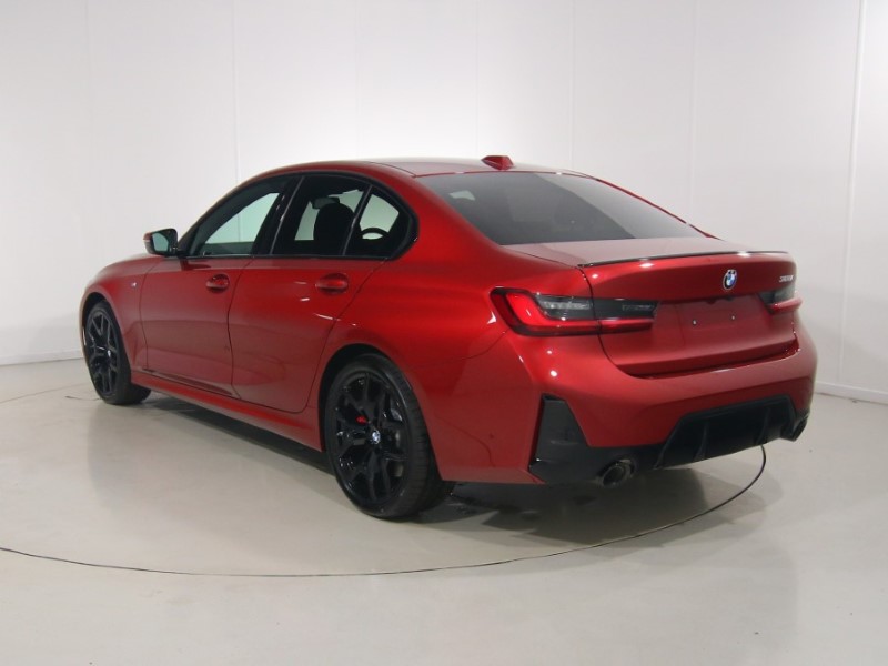  BMW 3 SERIES 320i M Sport 4dr Step Auto 1