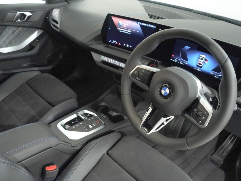  BMW 1 SERIES 123 xDrive M Sport 5dr Step Auto 5516278