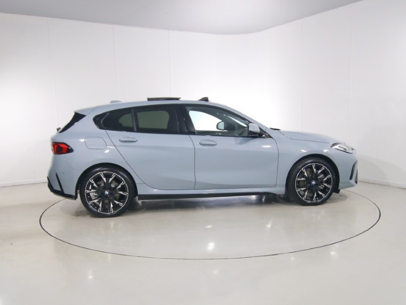  BMW 1 SERIES 123 xDrive M Sport 5dr Step Auto 5516250