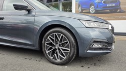 2021 (21) SKODA OCTAVIA 2.0 TDI SE L 5dr 5422198