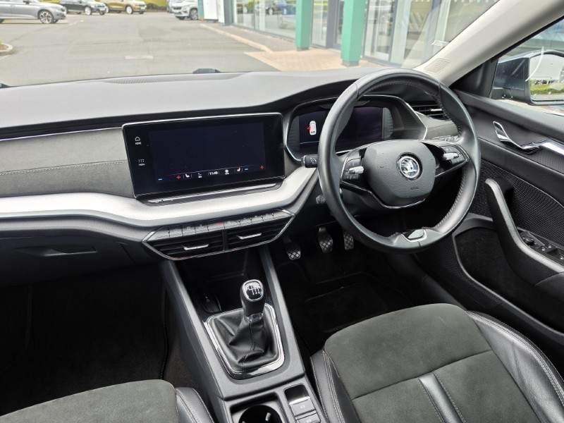 2021 (21) SKODA OCTAVIA 2.0 TDI SE L 5dr 5422220