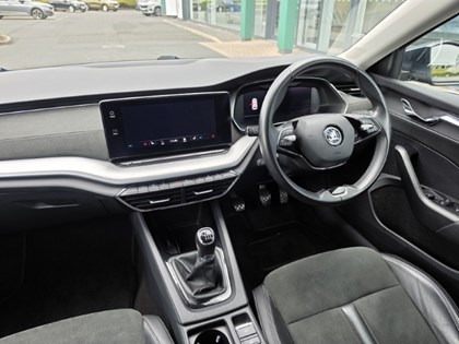 2021 (21) SKODA OCTAVIA 2.0 TDI SE L 5dr