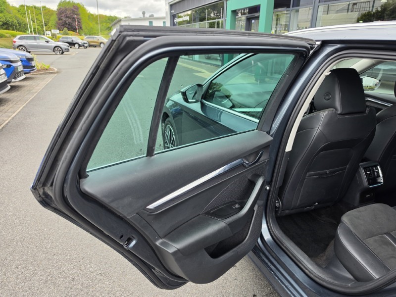 2021 (21) SKODA OCTAVIA 2.0 TDI SE L 5dr 5422218