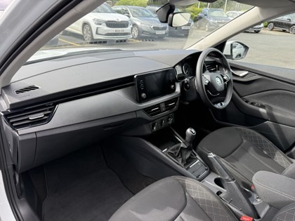 2023 (23) SKODA KAMIQ 1.0 TSI 110 SE 5dr