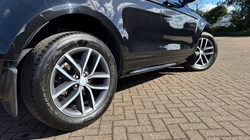 2024 (24) LAND ROVER RANGE ROVER EVOQUE 2.0 D200 Dynamic SE 5dr Auto 5254164