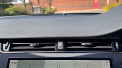 2024 (24) LAND ROVER RANGE ROVER EVOQUE 2.0 D200 Dynamic SE 5dr Auto 5254151