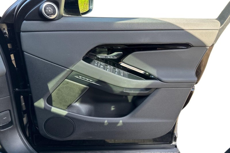 2024 (24) LAND ROVER RANGE ROVER EVOQUE 2.0 D200 Dynamic SE 5dr Auto 5254138