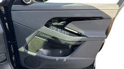 2024 (24) LAND ROVER RANGE ROVER EVOQUE 2.0 D200 Dynamic SE 5dr Auto 5254138
