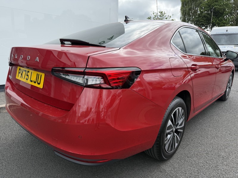 2025 (75) SKODA SUPERB 2.0 TDI SE Technology 5dr DSG 5450332
