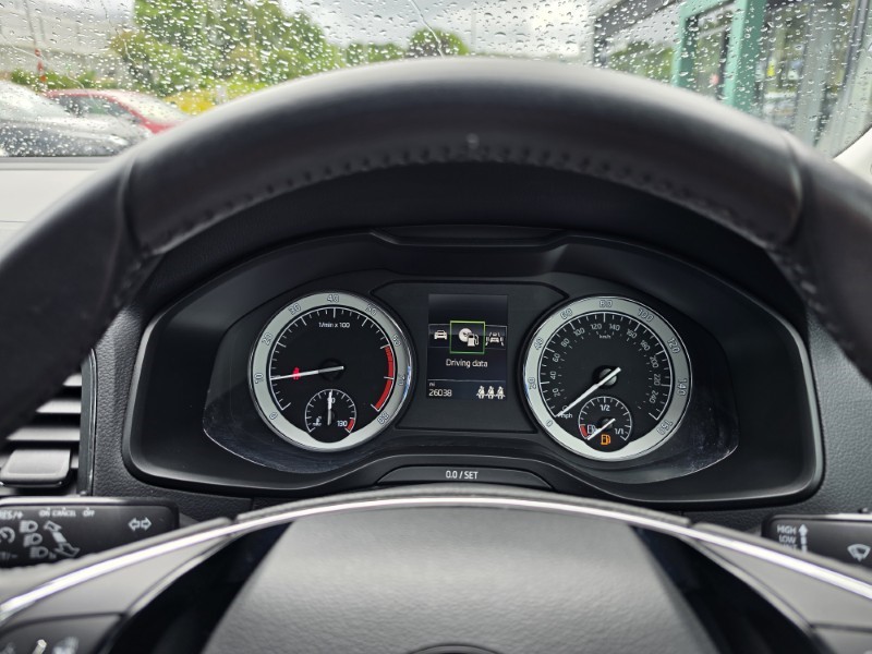 2022 (22) SKODA KAROQ 1.0 TSI SE L 5dr 5468801