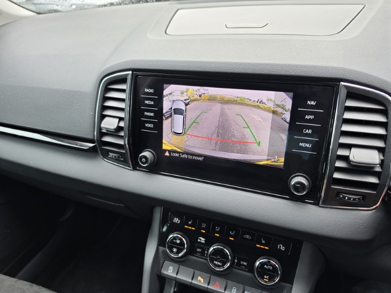 2022 (22) SKODA KAROQ 1.0 TSI SE L 5dr 5468812